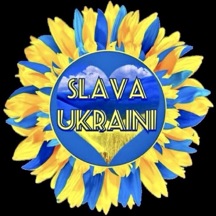 QuietFriend31's tweet photo. Americans should always #FightForFreedom.
To do less is to diminish our role in the eyes of the world.
#RepublicansSupportPutin
by tying Zelensky’s hands and leaving The People of Ukraine to starve beneath the wheels of the #RussianArmy.
#FundTheFrontline
#DemVoice1 https://t.co/VikhbQDBUT