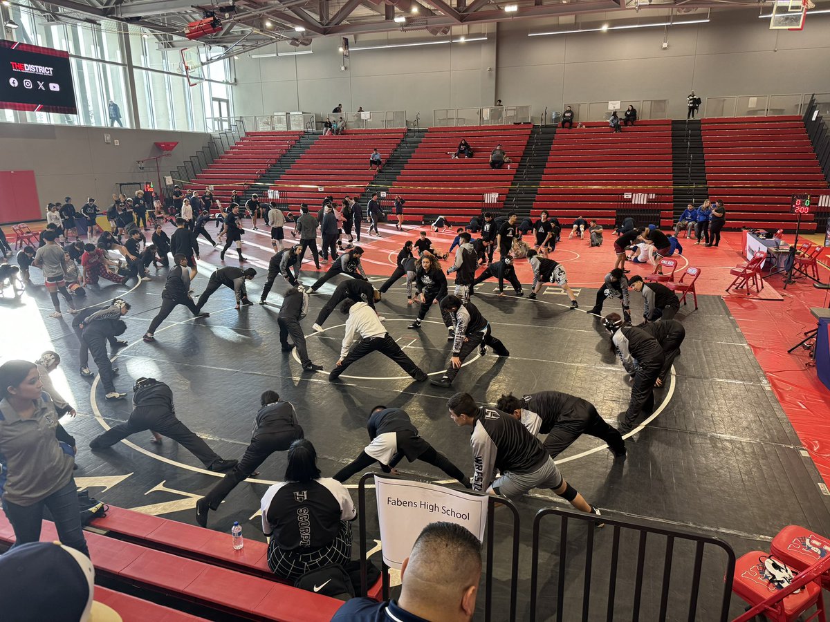 M_Juarez25's tweet photo. Great day at the District 2-5A meet

Placers:
Isaac O. 4th
Iszak  G.🥈 
Juan C.🥇
Andres G.🥈
Jonanthan G.🥇
Tristan R. 4th
Juan R. 4th
Chris G.🥉
Josh R.🥇
Sofía V.🥈
Emily M.🥈
Camila F. 4th
Itzel D. 4th
Nataly D. 4th
Aseret M.🥈 
Leah J.🥈
Genesis M. 4th
Marba S. 4th https://t.co/5YkXGEyEqu