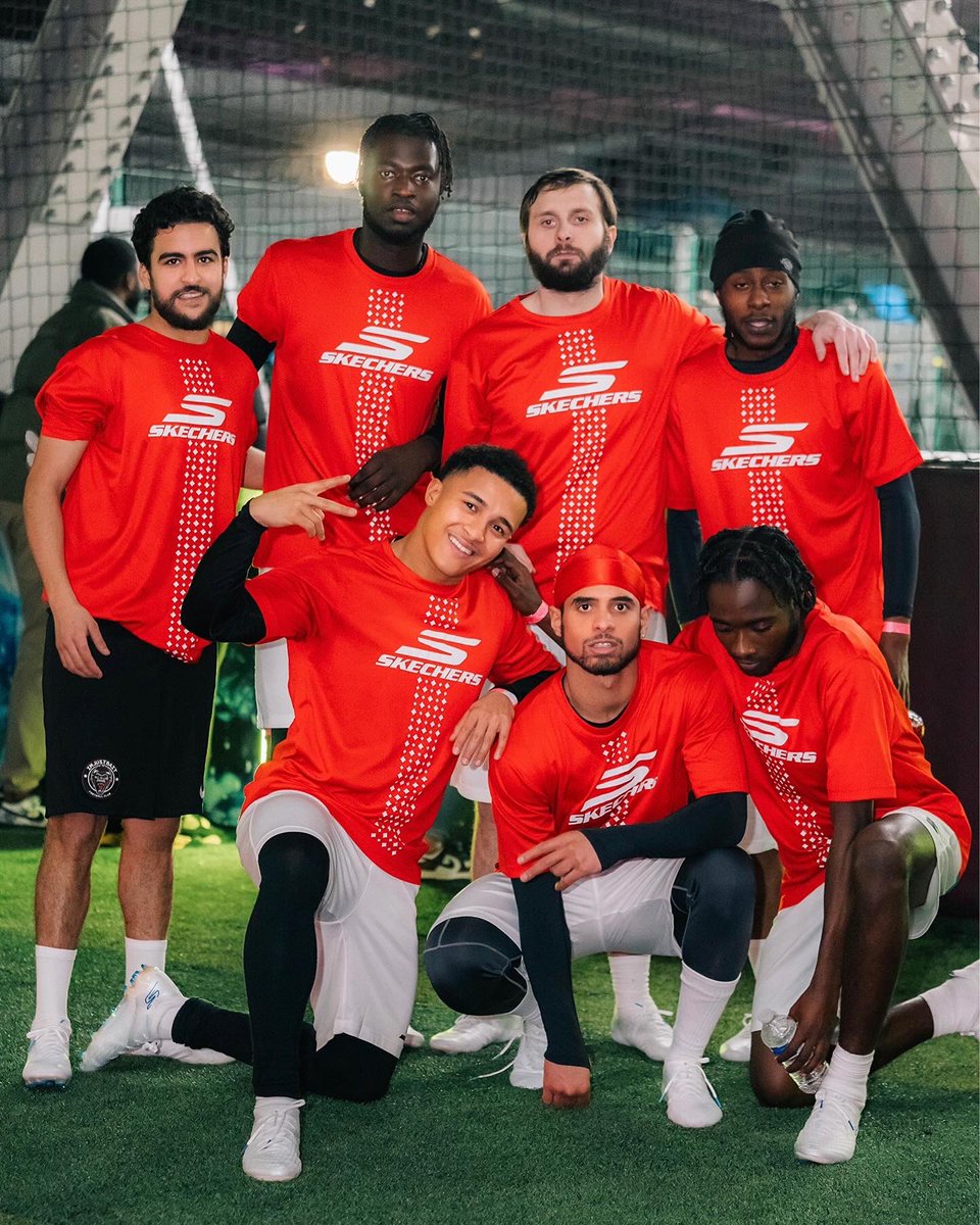1LucaValentine's tweet photo. WAR IS WARโผ๏ธ#thefinalfive
Massive thanks to @risingballers x @skechersfootball for inviting us down to participate in the first tournament in Sketchers history.
We put on a show๐ https://t.co/KMS2PuIPe3