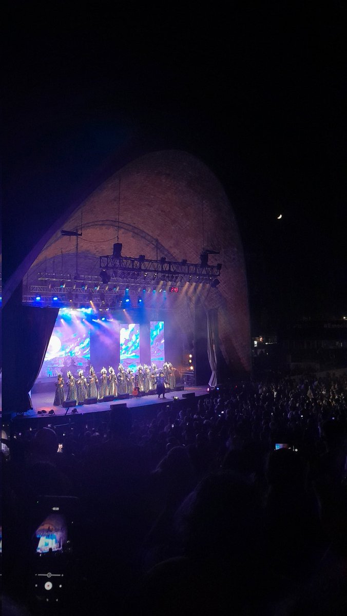 JesiAlvarez31's tweet photo. La Trasnochada le canta a la luna...

Cine 🚬 https://t.co/hC8qYXi82W