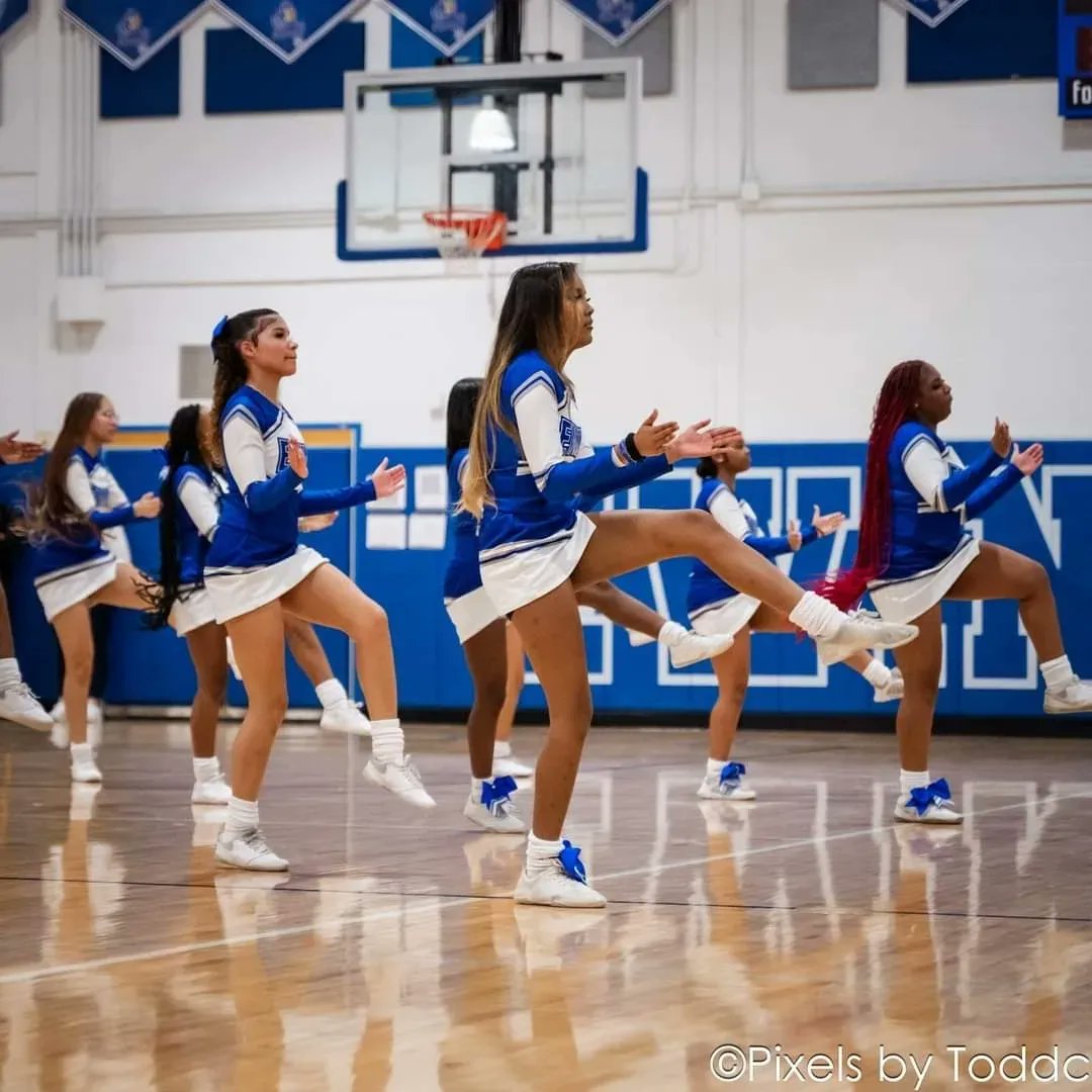 pixelsbytoddc's tweet photo. Ewing High Cheer
1/30/24 https://t.co/DwkCIKGxEM