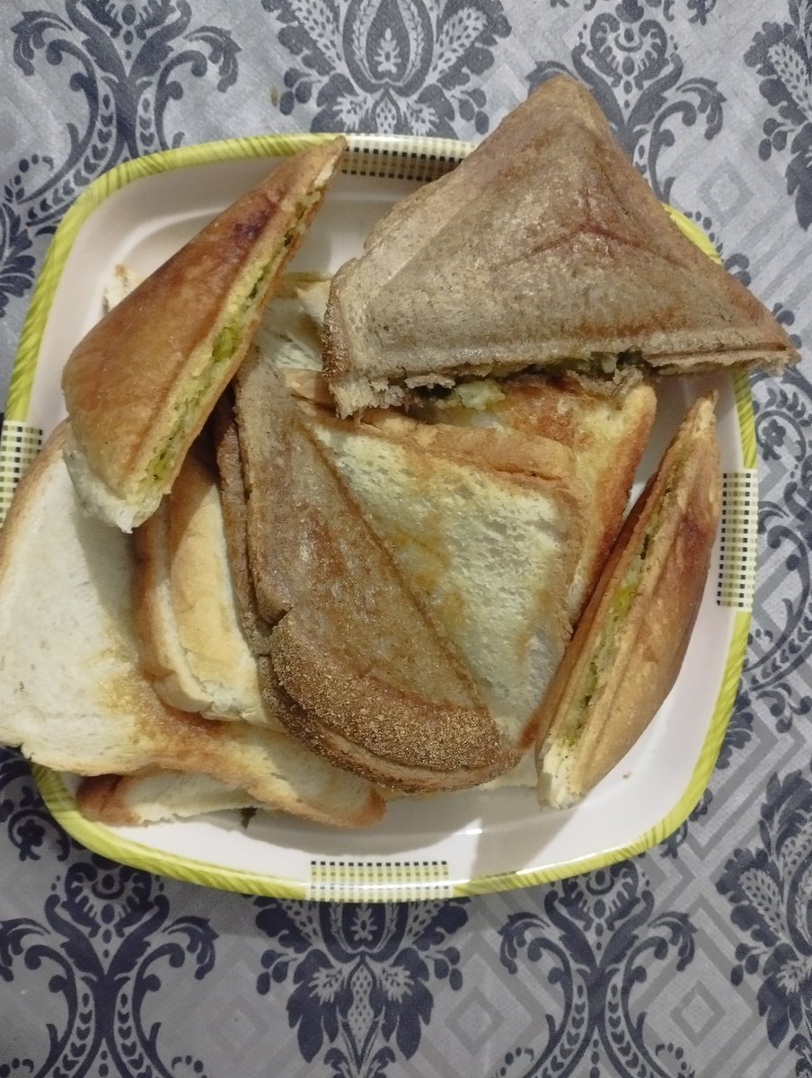 real_sam9's tweet photo. Good morning people. 
Nashta ?? https://t.co/EWeQkcS9qC