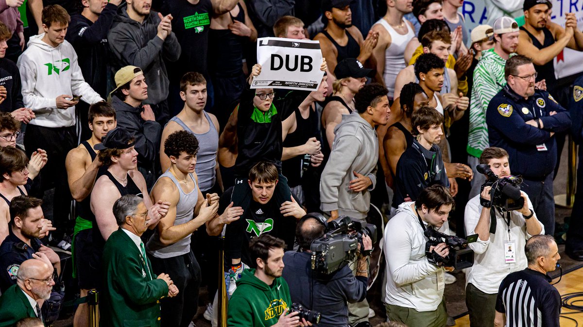 DUB.

#UNDproud | #LGH