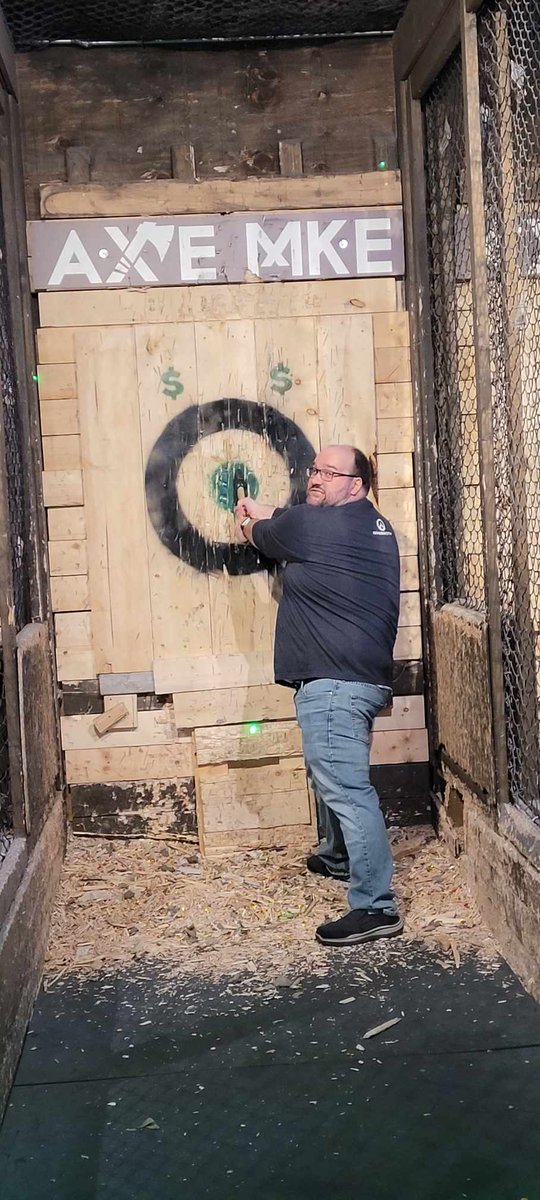 Dctua_Seto's tweet photo. Date night with the wifey.  She started hitting the targets. https://t.co/lTLMQbavKy