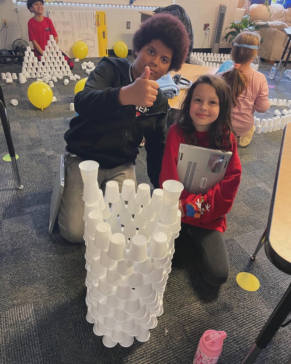 MoxleysMonsters's tweet photo. This was my first time celebrating the 1000th day of school for 5th graders. It was so much fun! #1000thday #100thday
#teacherlife #teacherstrong #linwoodlionsπ¦ #wpsProud #wpsIgniteLearning #dreambelieveachieve #wpsFutureReady https://t.co/zkLDINGyij