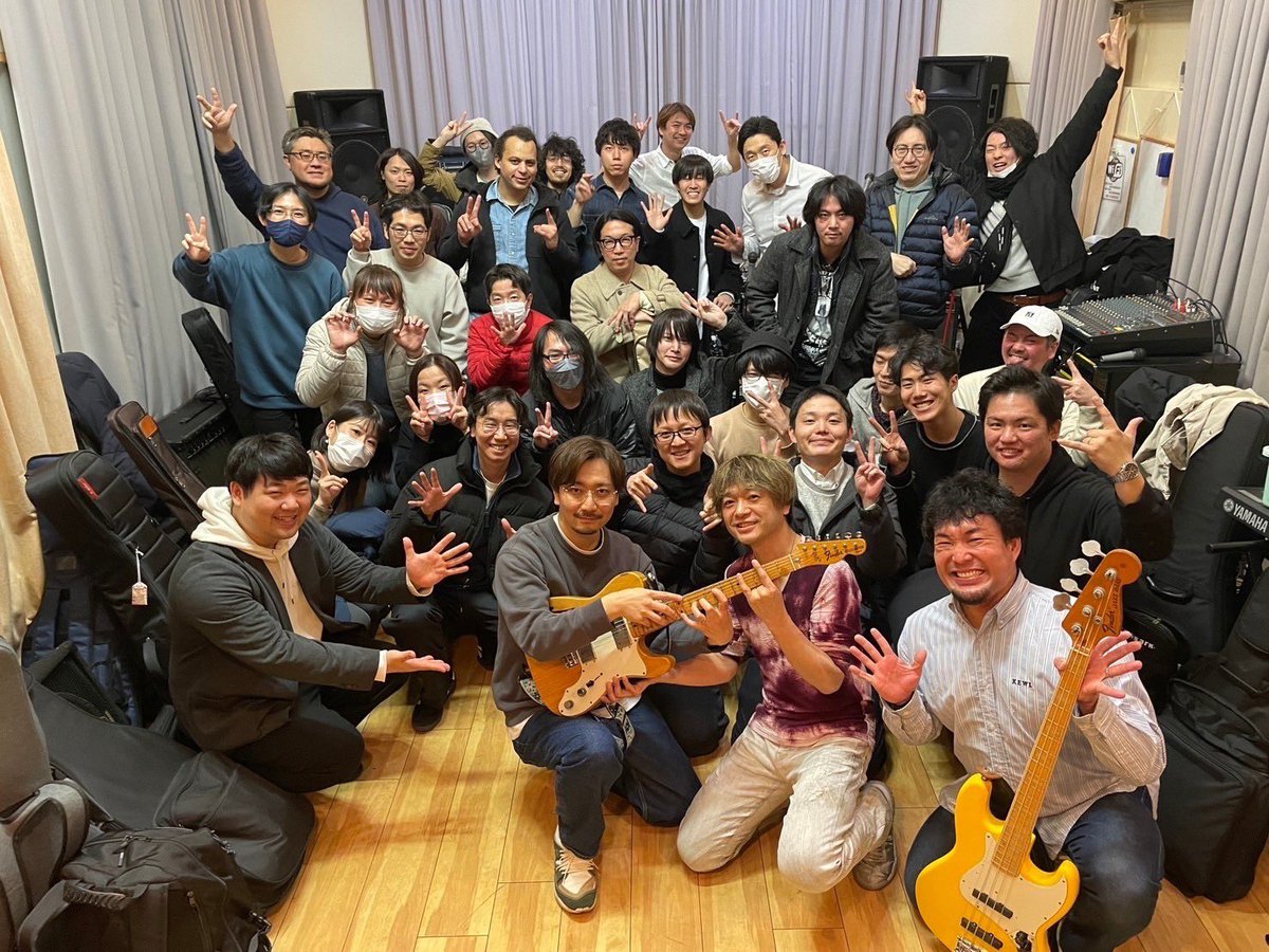 DonoBassist's tweet image. 2oz 2024TOUR セミナー＋ジャムセッション🎸東京でも佐々木秀尚さん、有賀教平さんのお手伝いをさせて頂きました✨

最高に素晴らしいミュージシャンたちが集まってハッピーな空間になりました☺️素敵な人たちとたくさん知り合えたのでまた皆さんと遊びたい🙌🙌🙌 #2oz