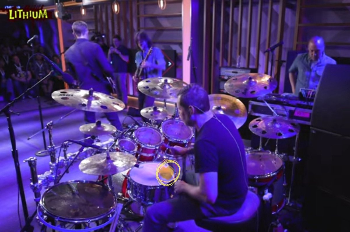 uncle_seaweed's tweet photo. Wow look at Chad’s snare hit zone! There’s no surprise that he smashes it so close to the edge but it goes to show that his sound is probably 90% attributable to his technique and that signature ringy crack sound shines through just like the record even in a live stream. https://t.co/vK7TRIi2wm