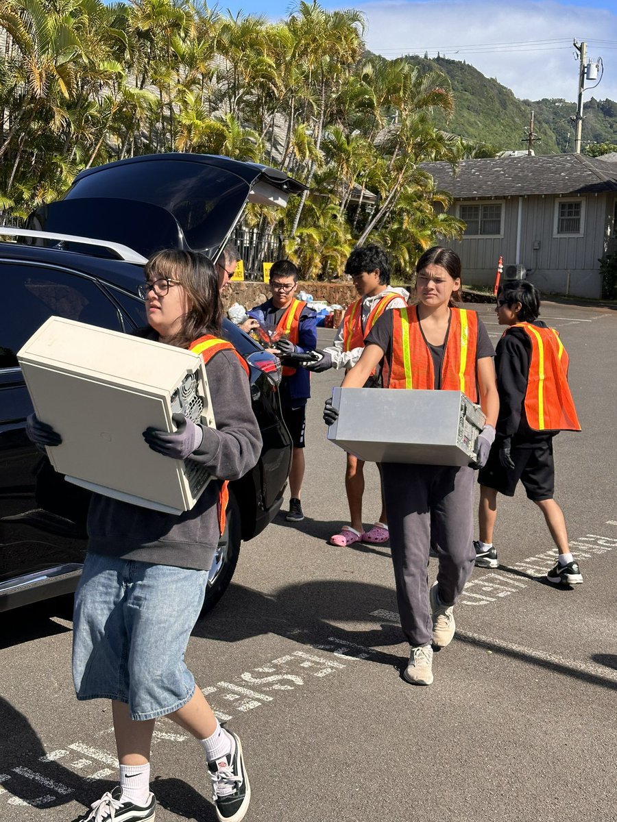 Mid-Pacific tweet media