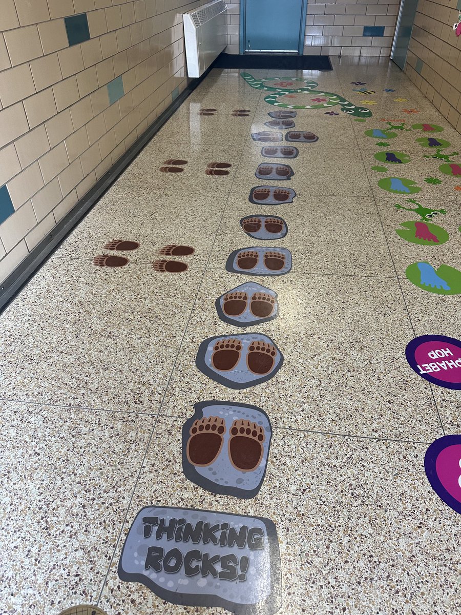 This makes me happy whenever I'm visiting ⁦<a href="/GLELizards/">Gilbert Linkous Elem</a>⁩! #mcps_va