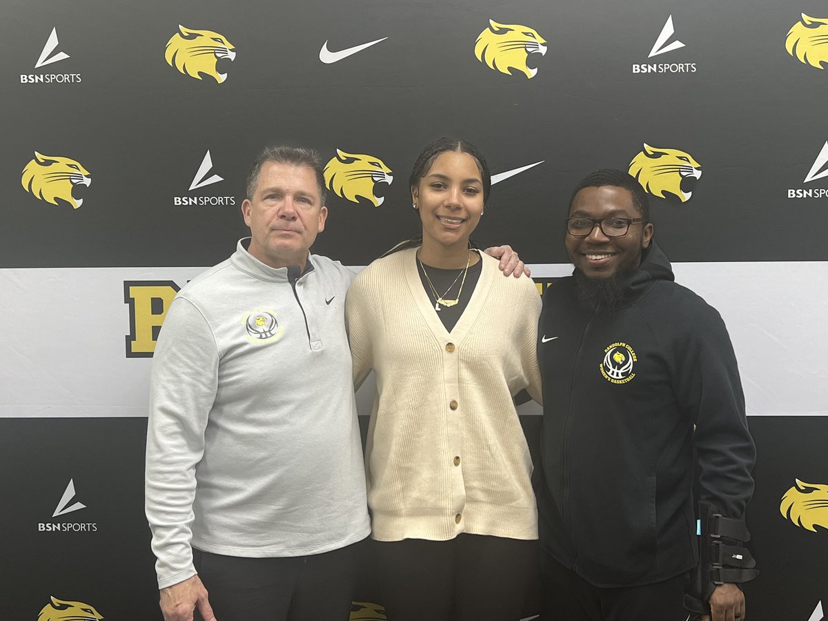 Lexanna_Oge tweet media