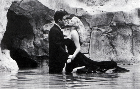 On this day in 1960, Italian dramedy La Dolce Vita, by Federico #Fellini, had its world premiere and became widely hailed as one of the most important films in #western #cinema.
#OTD #thisdayinhistory #February03rd