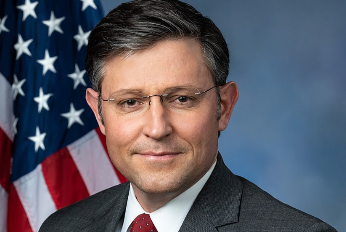 Macker9's tweet photo. @maddow So now this White Supremacist Evangelical who before would not vote on aid to Ukraine or Israel unless a border deal was involved. Whell, this little man and his GOP have once again did an end around the Dems and Ukraine by voting on a stand alone package for Israel. https://t.co/yVYLRLk1ou