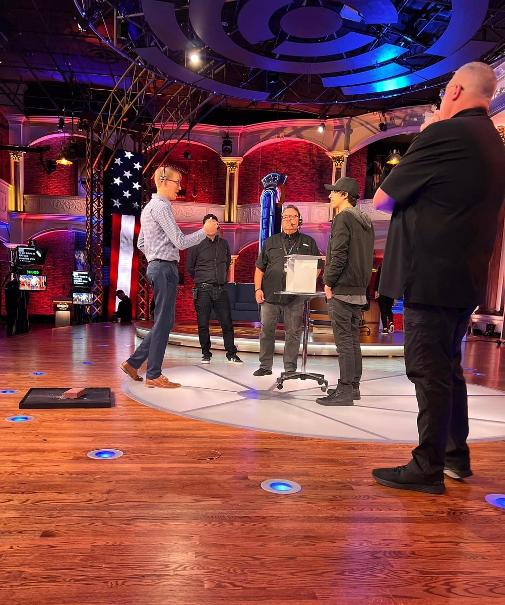 rezaillusionist's tweet photo. On The Huckabee Show tonight at 8/7c on TBN 📺 @GovMikeHuckabee @HuckabeeOnTBN @TBN https://t.co/R72ThTPMss