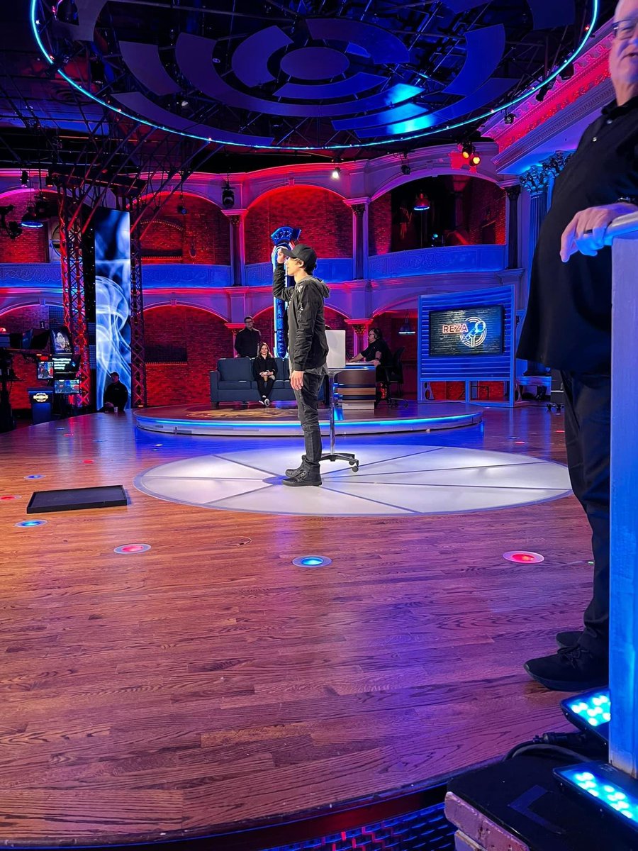 rezaillusionist's tweet photo. On The Huckabee Show tonight at 8/7c on TBN 📺 @GovMikeHuckabee @HuckabeeOnTBN @TBN https://t.co/R72ThTPMss