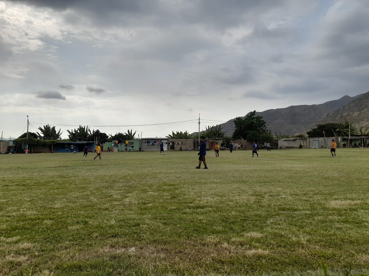 JuventudManCap's tweet photo. ¡Partido vibrante hoy! CD Juventud Manco Capac vs. Bayer Muni: 2-3. Agradecemos su visita y espíritu deportivo. ¡Emoción en cada minuto! ⚽🌟 #FútbolAmistoso #JuventudMancoCapac #LigaSayán https://t.co/74YzAgXOQl
