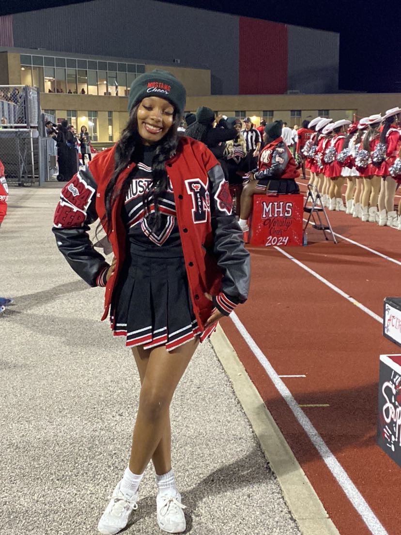 ManorCheer's tweet image. Congratulations to our Captain Acire Cunigan for advancing to state for choir and being our cheerleader for the week!!! ❤️🖤 #cheer #choir #state #Manor