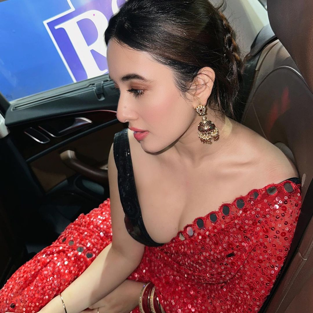 GFdKmoLaYAAami-?format=jpg&name=medium