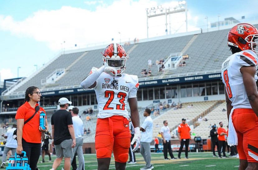 Semaj smith (@semajcjr_) on Twitter photo Blessed to recieve my first offer from The Bowling Green University π§‘
<a href="/CoachRonnieHSHS/">Ronnie Thornton Jr</a> <a href="/CoachBWhite7/">Coach Brian White</a> Blessed to recieve my first offer from The Bowling Green University π§‘
<a href="/CoachRonnieHSHS/">Ronnie Thornton Jr</a> <a href="/CoachBWhite7/">Coach Brian White</a>