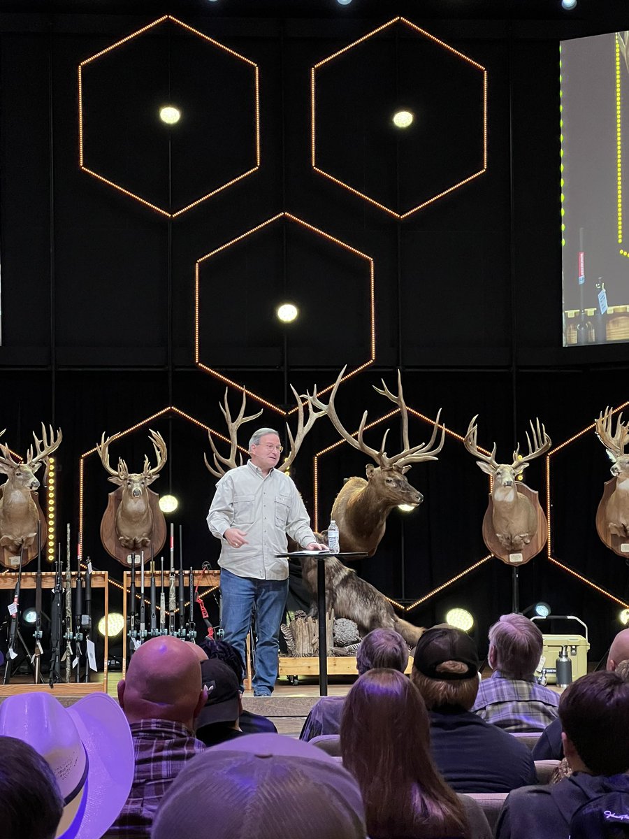 dadecountyclerk's tweet photo. Close to 3,000 men at @silverdalebc 2024 annual Wild Game Dinner…the name of Jesus was magnified https://t.co/I3vCFgBAyk