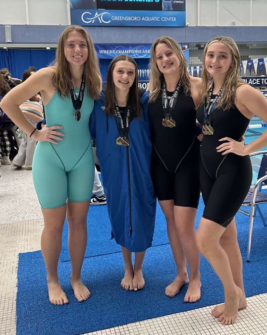 Congrats to basketball standout @AveryRay14 and her OG teammates that finished 5th today in 200 Free Relay to qualify for the 3A State Playoffs! She excels at multiple sports throughout the school year and we hope all our OG ladies aim to do that! @OGHSAthletics @OakGroveHS