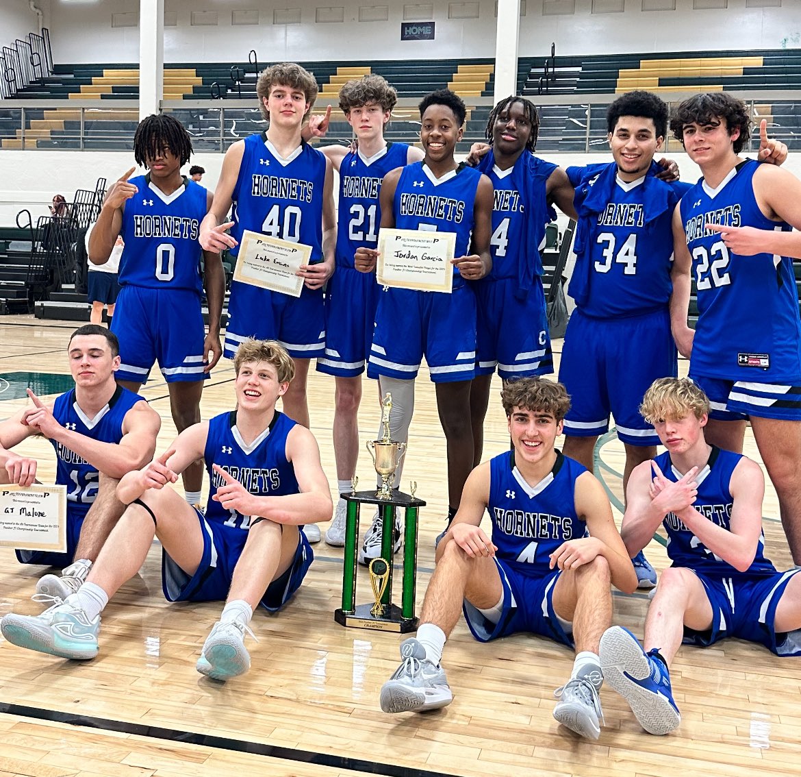 ChelseaBoysBB's tweet photo. Congratulations to our JV team as they won the end of the year tournament at Pelham. Fantastic end to their season. https://t.co/F2mJa6CivG
