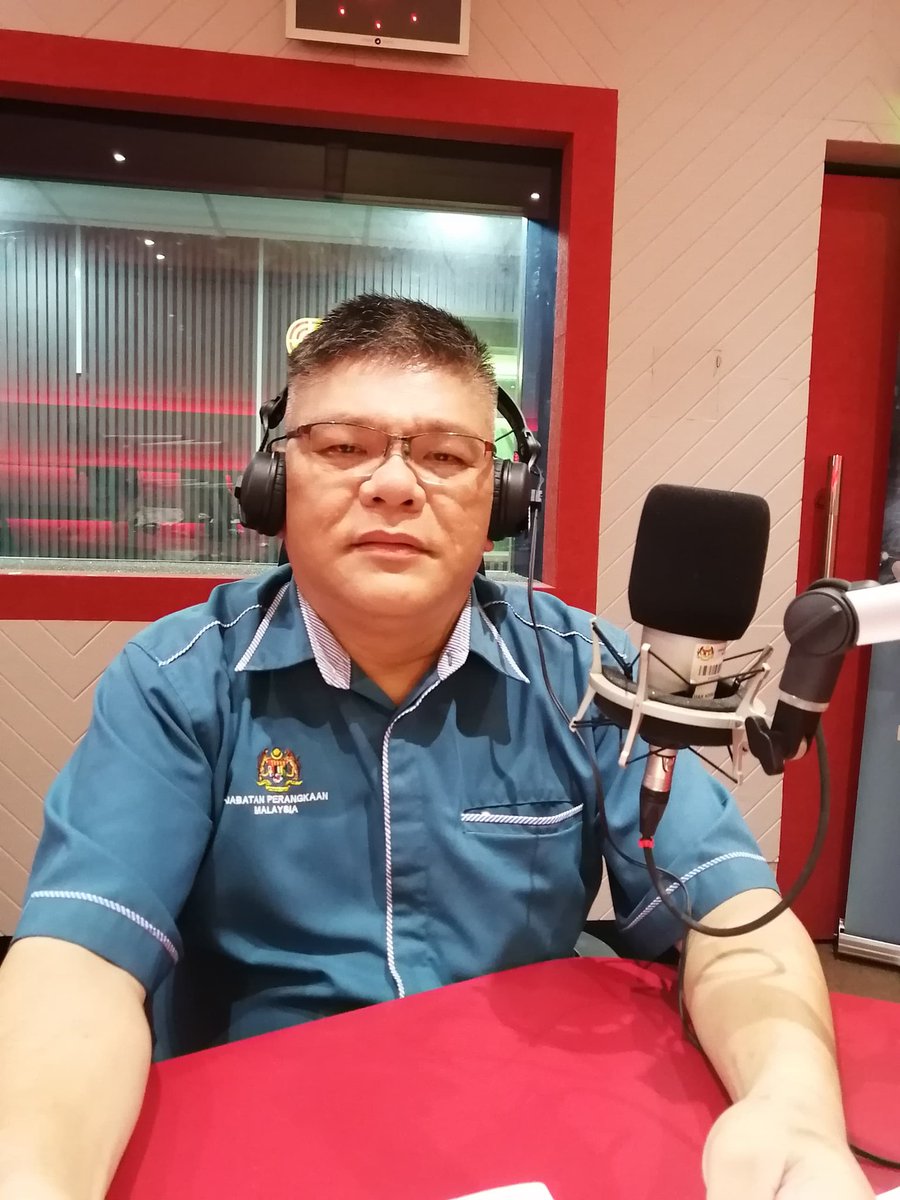 Jom kita dengarkan Temubual Bahasa Cina berkenaan PADU oleh Encik Voon Mei Kho di live FB, Radio REDfm 91.9 中文台 .

#PADUSejahtera
#MalaysiaPADU
#StatsMalaysia