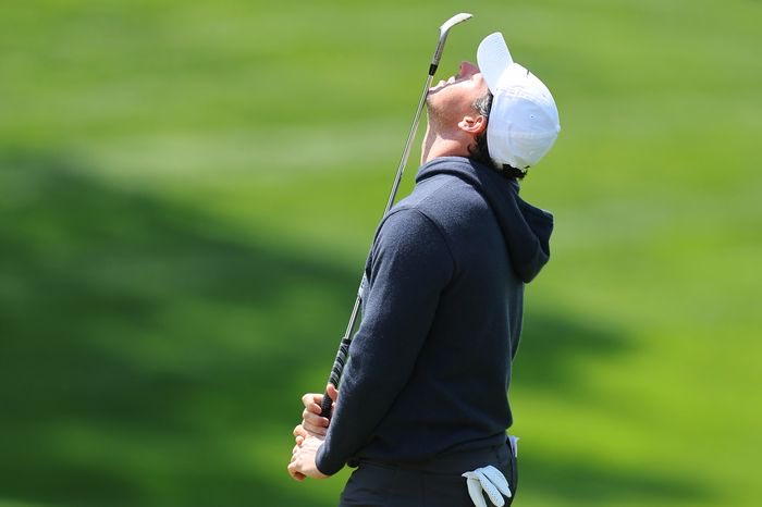 Crosshander tweet media