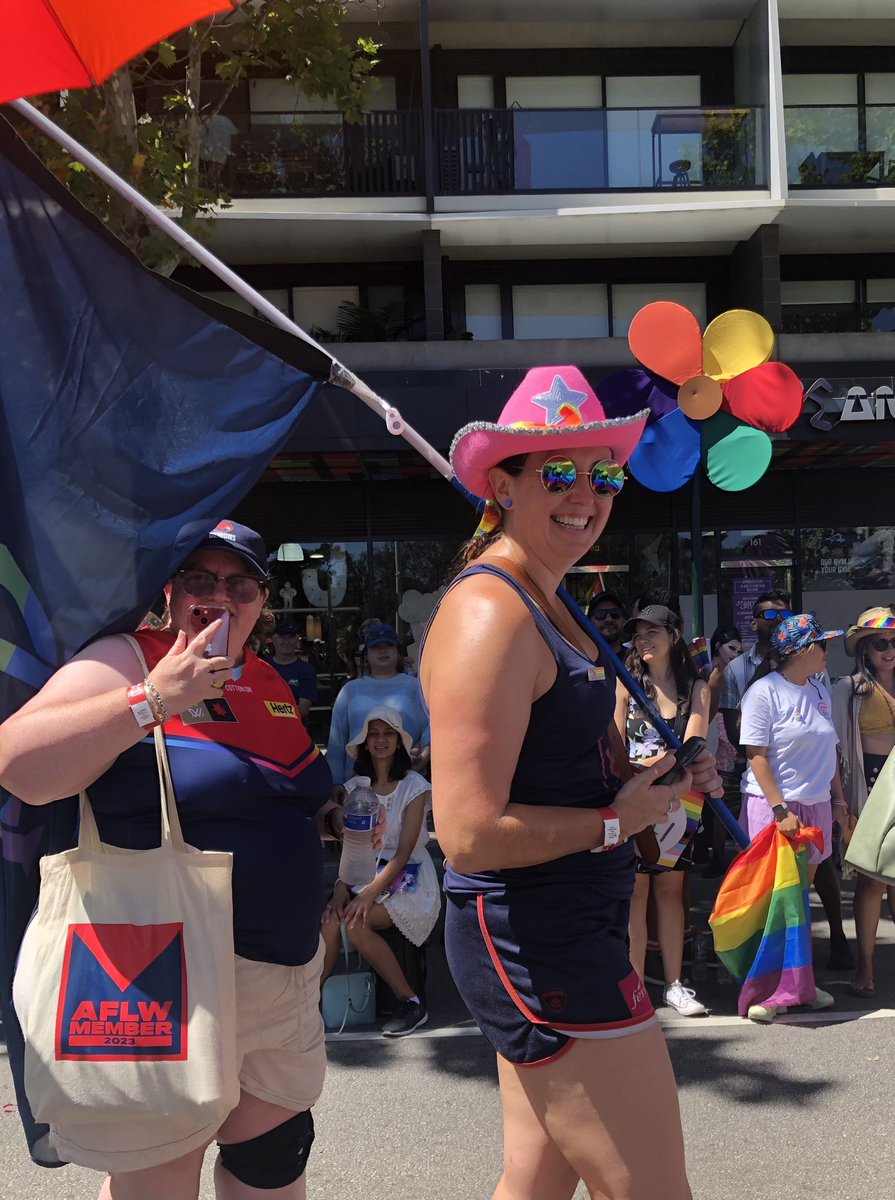 Midsumma doesn’t get much hotter in Melbourne.
Celebrating diversity & inclusion with AFL Pride Collective & @TheRubyDemons in the #midsummamarch2024