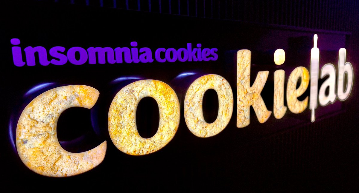 rommalama's tweet photo. 1st time visiting @insomniacookies CookieLab Speakeasy in Philadelphia.  Amazing atmosphere, milkshakes and cookies.  Will be back again for sure! https://t.co/2TMH9gP580