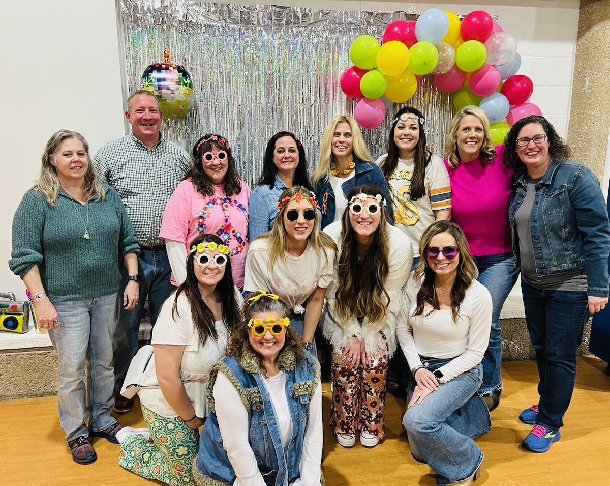 The many decades of Woerther at Trivia Night! <a href="/WoertherPTO/">Woerther PTO</a> #WeAreRockwood #WoertherFamily
