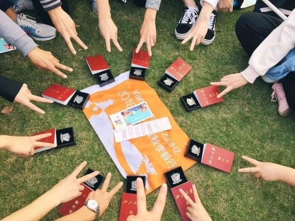 ZJU_China's tweet photo. #ZJULifeBlog: Have you tried trail walking from Yuquan Campus to Zhijiang Campus? Check out the No.5 activity on ZJUers’ must-do List at ZJU: https://t.co/NszclwOCw5

#Campuslife #StudyatZJU https://t.co/5hPDEKQc7u