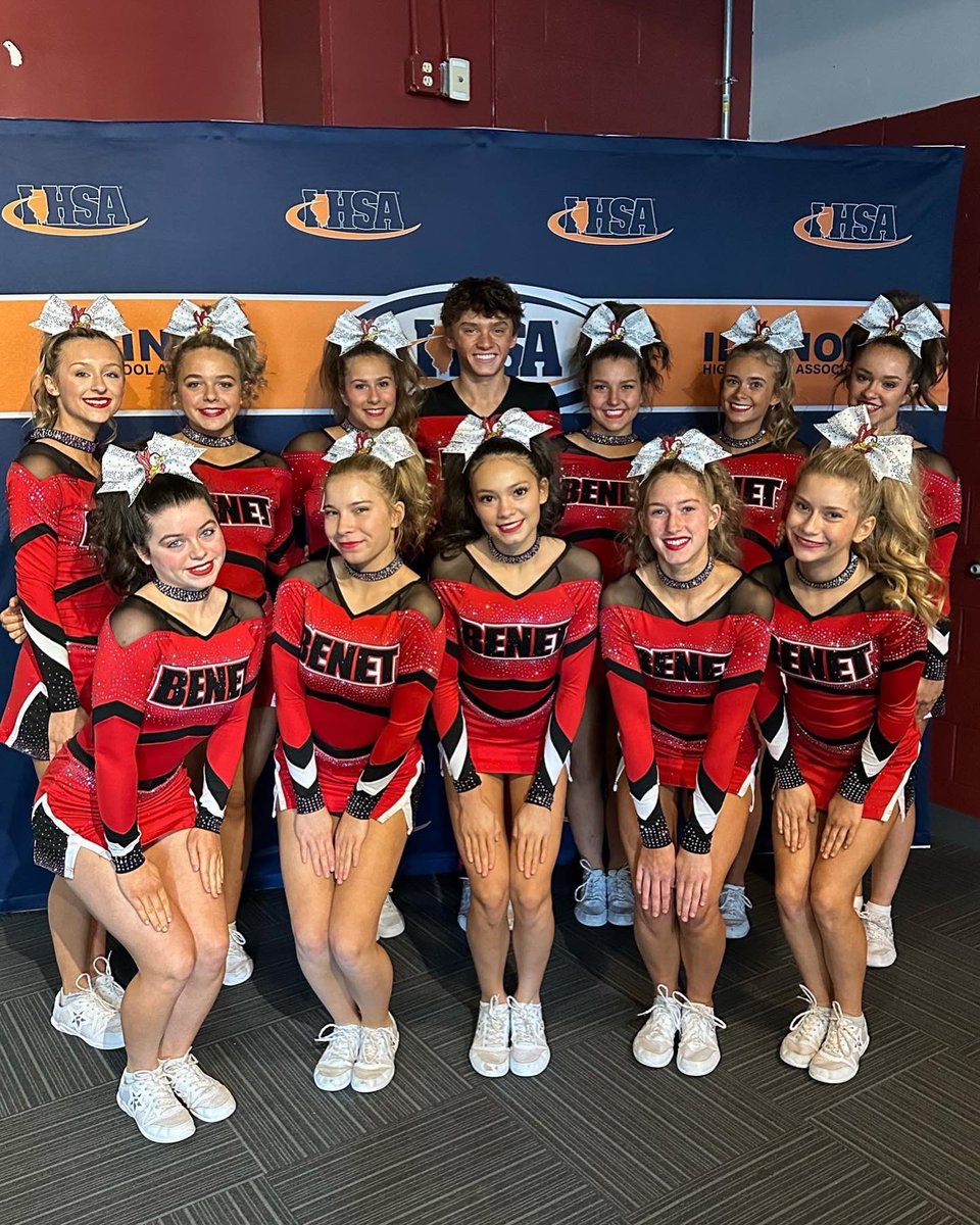 Benet Academy Cheer tweet media