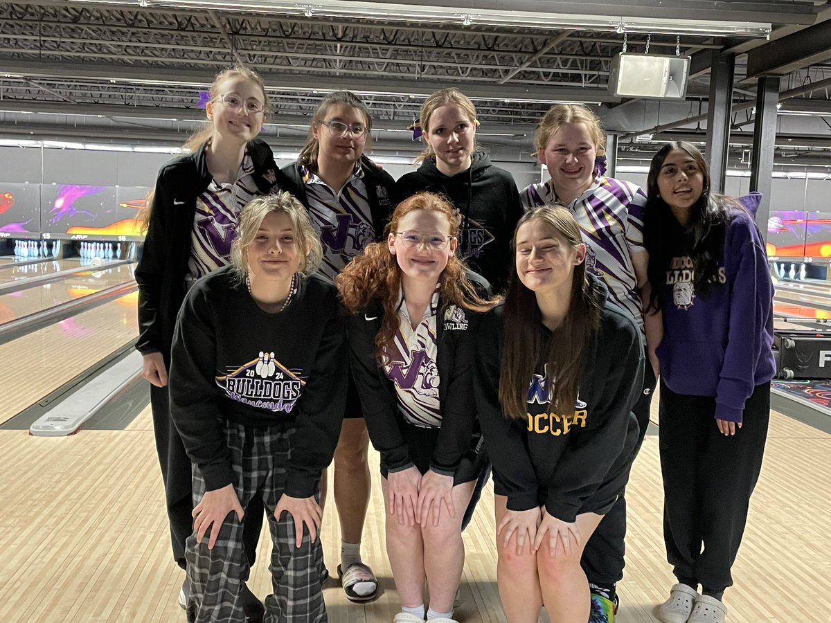 WHS Bowling tweet media
