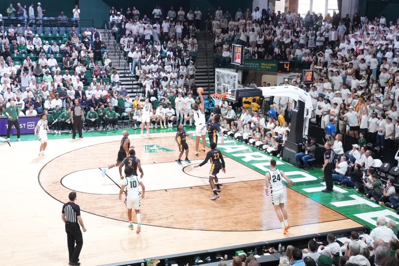 CharlotteMBB's tweet image. THE HAMMER ON A GREAT DAY.

Brought to you by @NoLimitDO 

#SCTop10

#jUSt | #GoldStandard⛏️