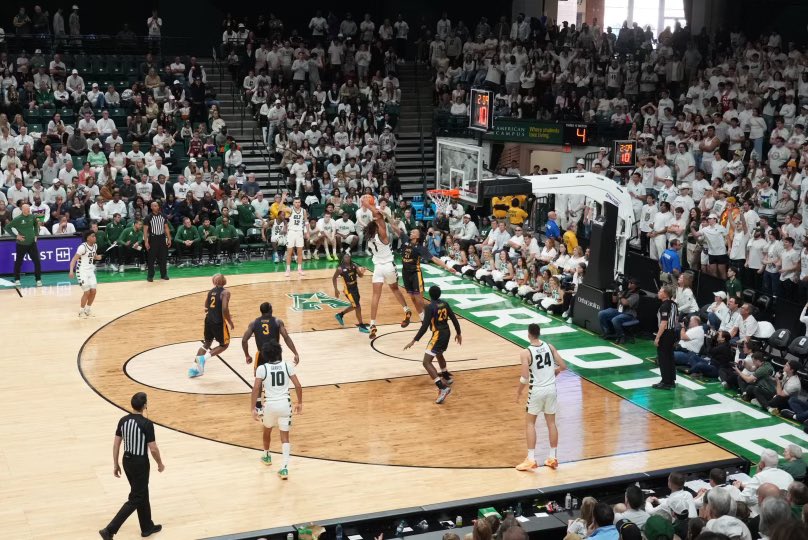 CharlotteMBB's tweet image. THE HAMMER ON A GREAT DAY.

Brought to you by @NoLimitDO 

#SCTop10

#jUSt | #GoldStandard⛏️