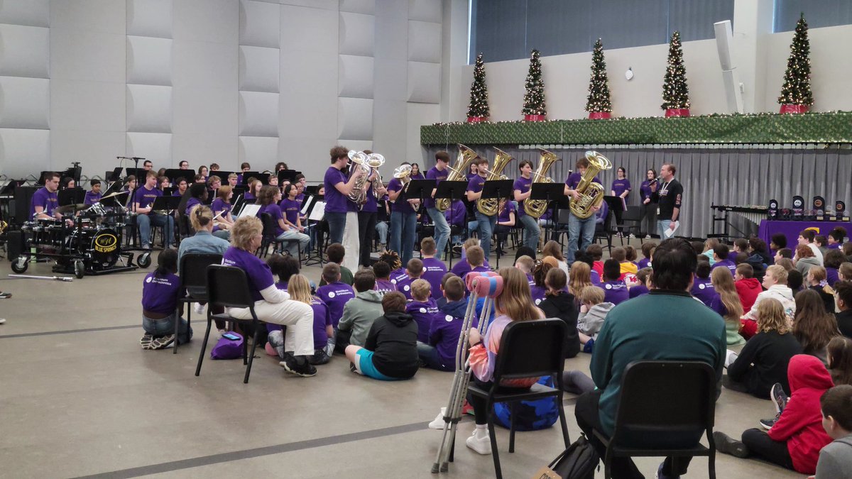 The Golden Regiment tweet media