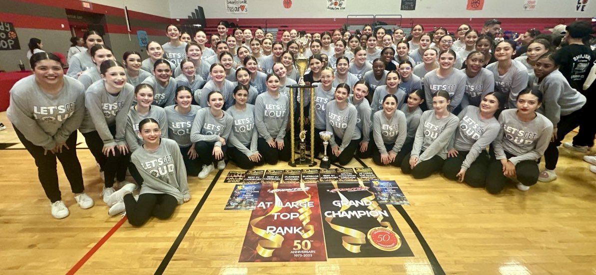 The Silver Cats swept the competition today at the San Antonio Showcase!

Sweepstakes &amp; Judges Award for 3 routines

Best in Category- Novelty, Hip Hop, Pom

Choreography Award- Novelty

Team Supreme Award- Novelty

**GRAND CHAMPION**

AT LARGE TOP RANK AWARD

<a href="/ShowtimeInt73/">SHOWTIME INT.</a>