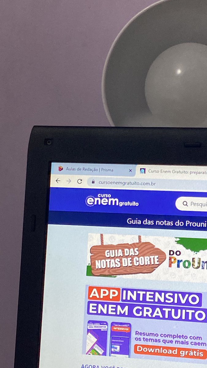 mavistudies_'s tweet image. amigos do study eu achei esses dois sites de graça para estudar para o enem!