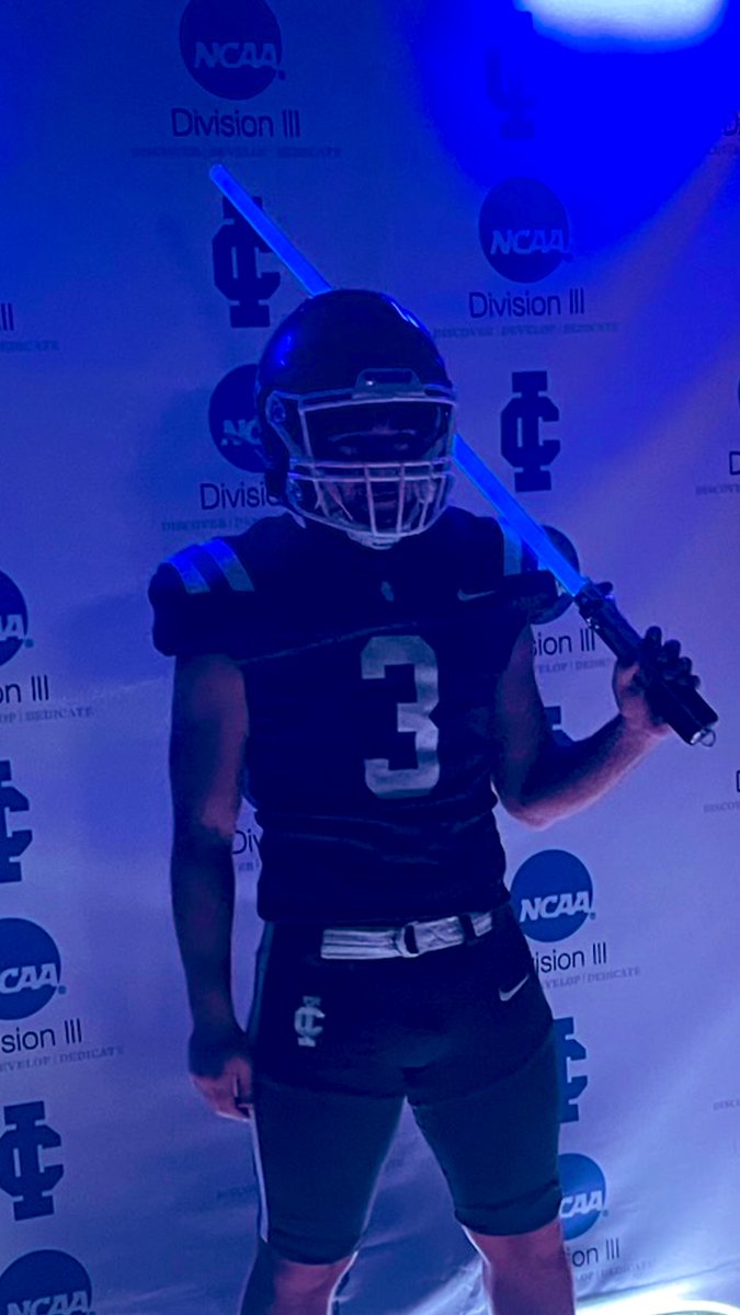 Blessed to receive my first offer from Illinois College <a href="/IC_Football/">Illinois College Football</a> <a href="/CoachAdamFrey/">Adam Frey</a> <a href="/DrewChance_10/">Coach Chance</a>