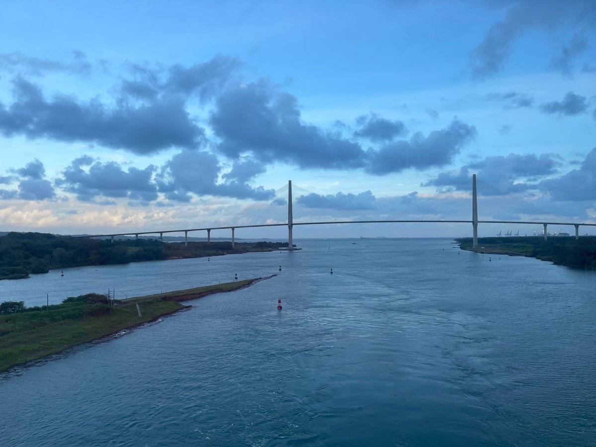 n0cruisecontrol's tweet photo. As we sailed through the New Agua Clara locks, we could see @WindstarCruises Star Pride transiting the Old Locks. An expert gave a running commentary over the Ship’s PA system as we transited #panamacanal #celebritybeyond #celebritycruise @CelebrityUK @CelebrityCruise https://t.co/X60eREcsBe