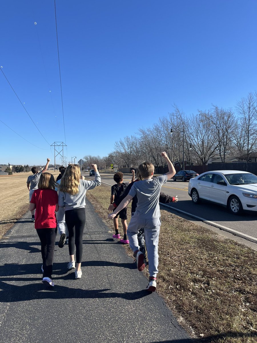 “February-April”  walking weather in 5th at LME… voices could be heard saying, “it is so hot” 🤣 <a href="/ISD882/">Monticello School District</a>