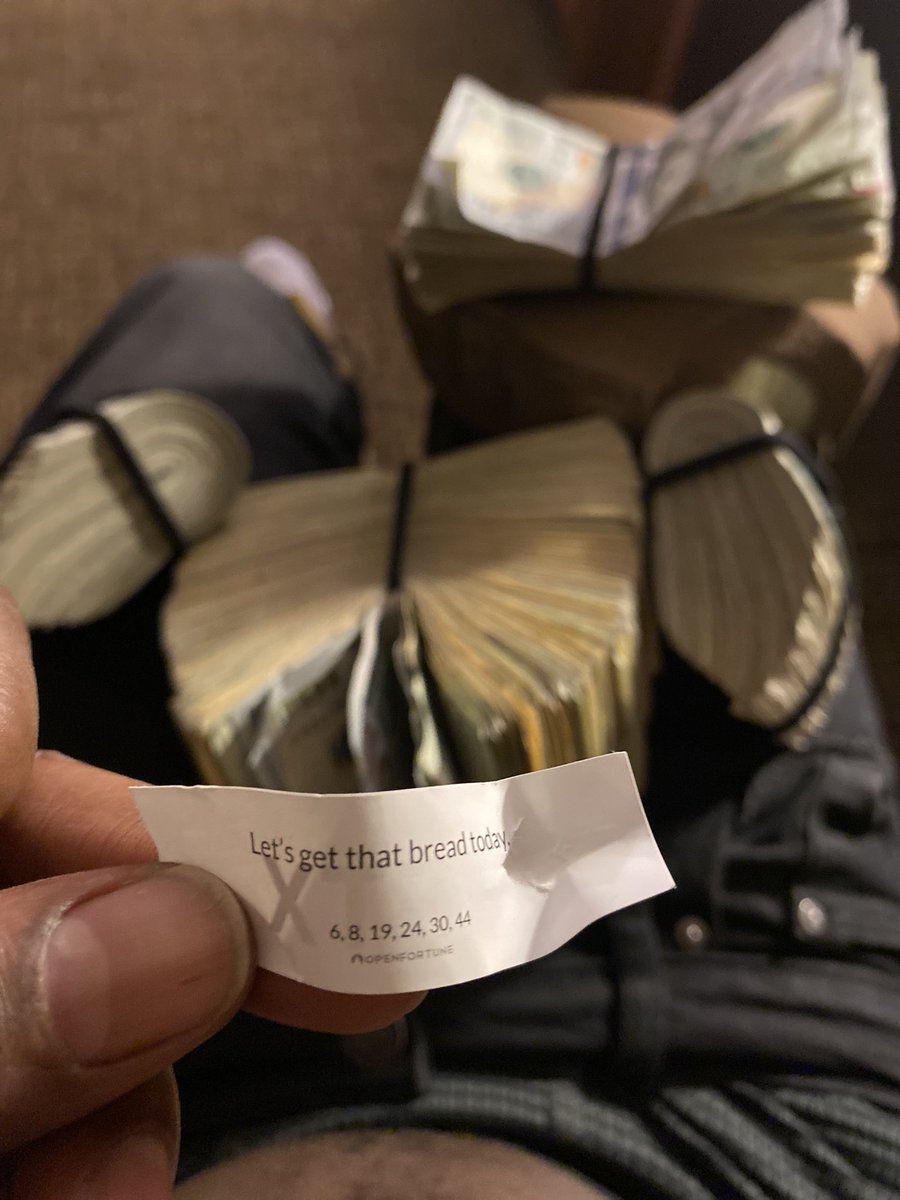 OfficialMjZuz's tweet photo. Opened up this fortune 🥠 https://t.co/6aUc0jnQza