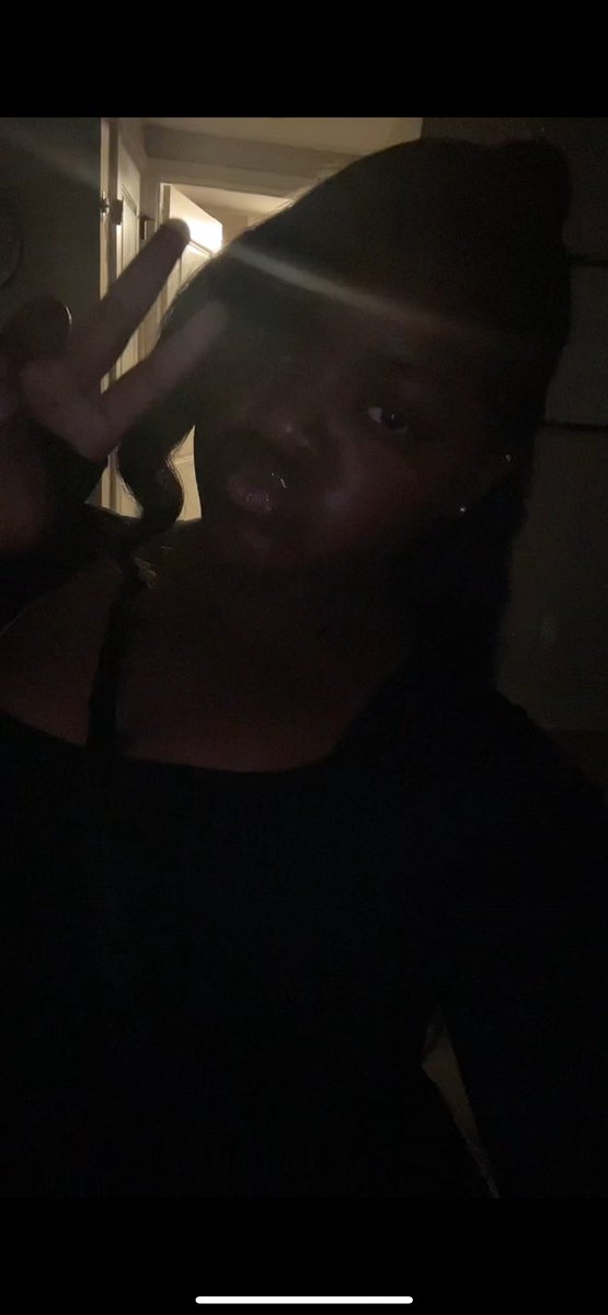 darealkboogie's tweet photo. Personally I think I’m very pretty🥺🫶🏾🫶🏾. https://t.co/1gXlxwIUdx