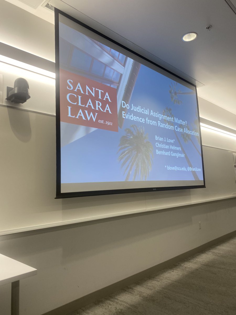 timhsiehiplaw's tweet photo. Awesome presenting on Patent Local Rules w/Team “Patent Litigation” at #WIPIP2024 @santaclaralaw and hearing riveting presentations from @jjonasanderson (Lit Finance), @ChristaLaser (Edu BG of fed judges) & @BrianJLove (Random assigns in WDTX). Thanks to @ericgoldman for hosting! https://t.co/mDIMwNMfcL