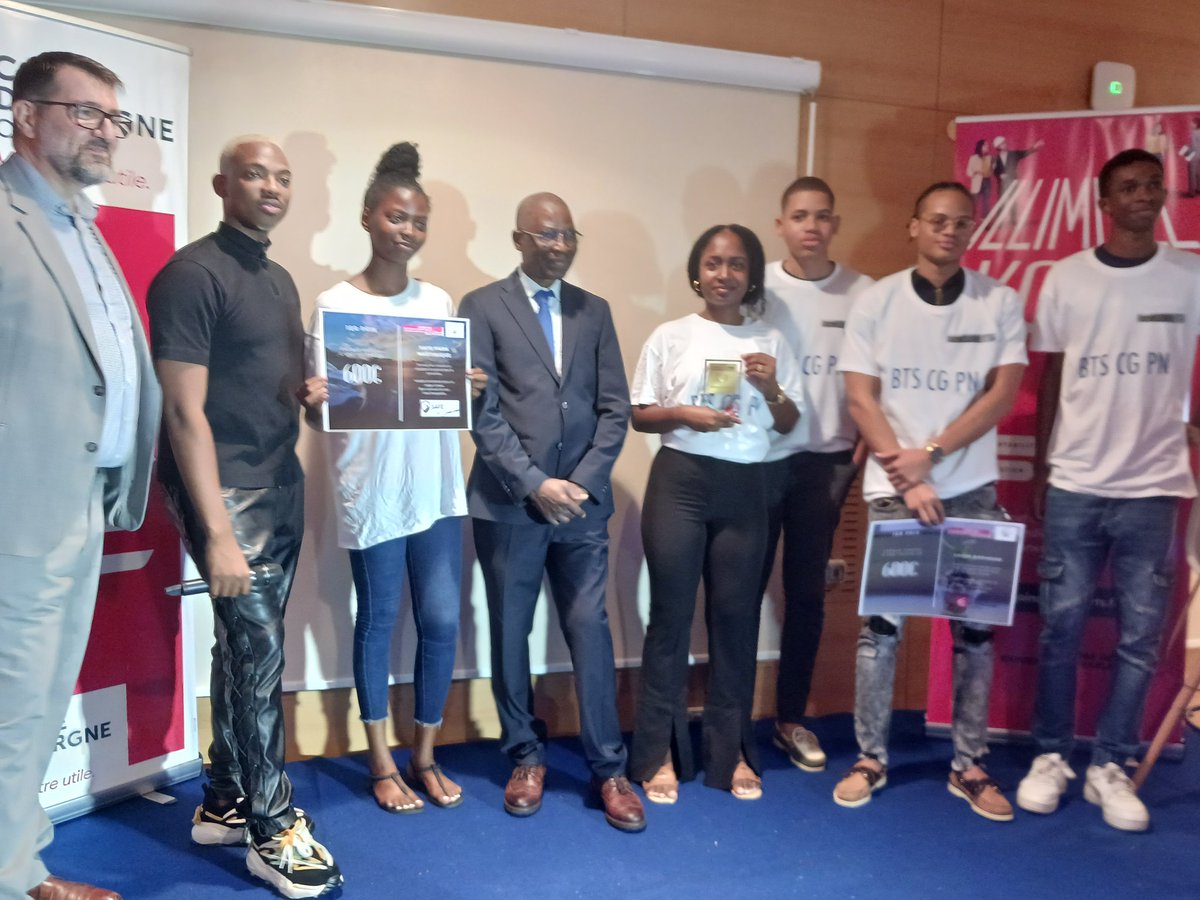 L'équipe du bts Comptabilité et Gestion du Lycée Paulette Nardal de Ducos <a href="/acmartinique/">Académie de Martinique</a> est la grande gagnante du Tournoi de Gestion de l'Ordre des Experts Comptables. FELICITATIONS !
#JeuxSerieux 
#EcoGestion