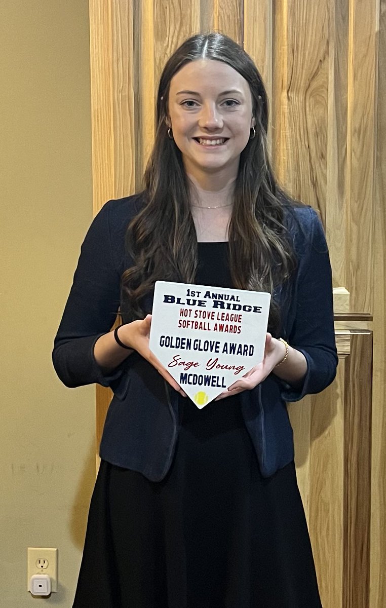 Sage Young (@sageyoung2025) on Twitter photo Grateful to receive the Golden Glove Award from <a href="/HotStoveDinner/">Hot Stove League Baseball and Softball Awards</a>!!! Thank you for the opportunity! Glad I got to spend my night with some of my teammates. <a href="/NCProspectsSB/">Carolina Prospects Softball</a>
<a href="/PACKUPSTATE/">bryan pack</a> <a href="/Winthropsoftbal/">Winthrop Softball</a>
<a href="/ETSUSoftball/">ETSU Softball</a> <a href="/WingateSoftball/">Wingate Softball</a>
<a href="/kyleighmpayne/">Kyleigh Payne</a> <a href="/GCRhinosSB/">Gaston College Softball</a>
<a href="/HollarShena/">Shena Hollar</a> Grateful to receive the Golden Glove Award from <a href="/HotStoveDinner/">Hot Stove League Baseball and Softball Awards</a>!!! Thank you for the opportunity! Glad I got to spend my night with some of my teammates. <a href="/NCProspectsSB/">Carolina Prospects Softball</a>
<a href="/PACKUPSTATE/">bryan pack</a> <a href="/Winthropsoftbal/">Winthrop Softball</a>
<a href="/ETSUSoftball/">ETSU Softball</a> <a href="/WingateSoftball/">Wingate Softball</a>
<a href="/kyleighmpayne/">Kyleigh Payne</a> <a href="/GCRhinosSB/">Gaston College Softball</a>
<a href="/HollarShena/">Shena Hollar</a>