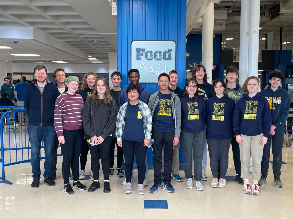egrhsscienceoly's tweet photo. Thanks to our dedicated coaches, Mr. Kapolka and Mr. Fox, who took us to the Plymouth-Canton invite! Shoutout to Mrs. Bakkila, Mrs. Schmidt, and Mrs. Scott for getting us safely to the event. And to the Vyn, Lundskow, and Schmidt families for keeping us fueled with delicious food https://t.co/UzMJHrncBG
