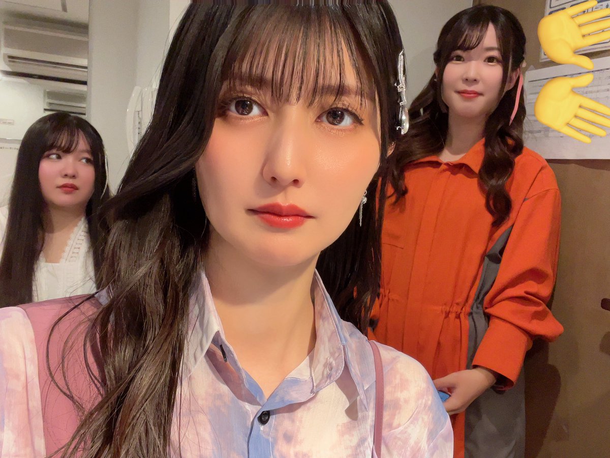 komagatayuri825's tweet photo. #だれらじ ライブ&amp;トーク！
ありがとうございました！！
いろんなことがありすぎて面白すぎて笑いすぎて身体中痛くて最後はホロリとしました！！
最後にみんなと騒げて幸せだったよ！！
だれらじForever！！ https://t.co/yLE74fLBCL