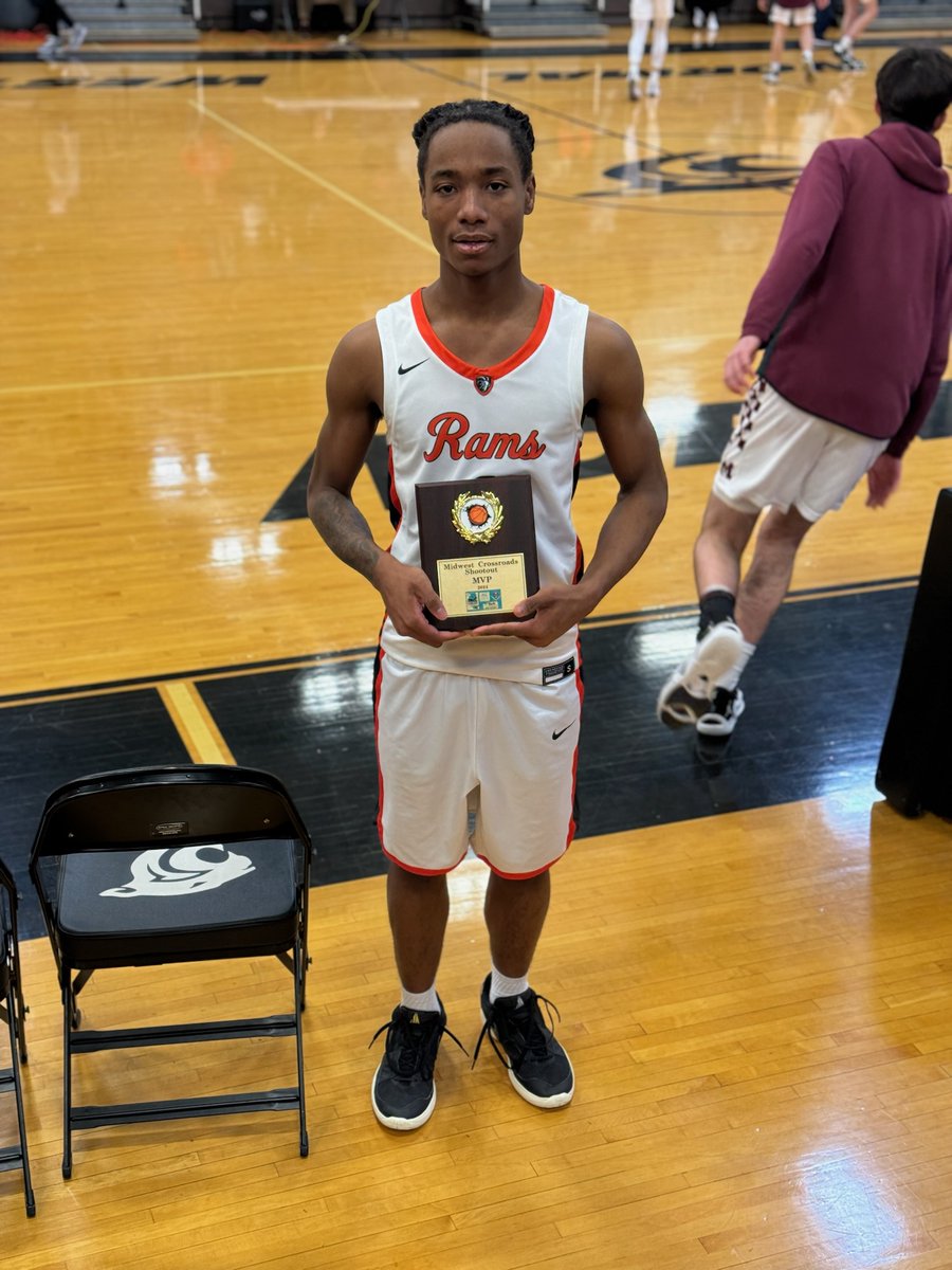 Paul Burse • Peoria Manual HS Coach 🏀 (@p_burse6) on Twitter photo Yessir <a href="/Gerrell_trapps1/">Gerrell Trapps</a>! Way the lead us to another great team win. Everyone is playing well and starting to gel at the right time. On to the next one #Rams #Family Yessir <a href="/Gerrell_trapps1/">Gerrell Trapps</a>! Way the lead us to another great team win. Everyone is playing well and starting to gel at the right time. On to the next one #Rams #Family
