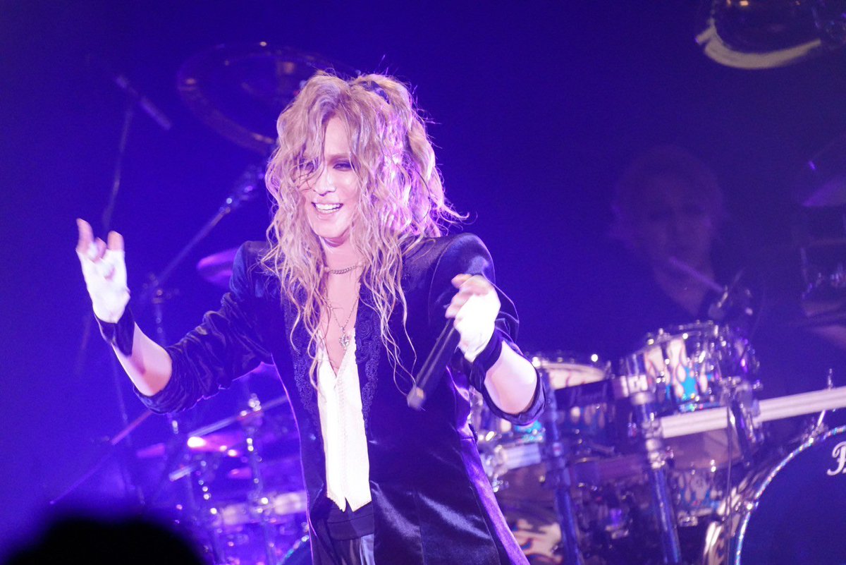 KamijoOfficial's tweet photo. TOUR「NEW VAMPIRE IS BORN」2024
2024.1.31 クラブチッタ川﨑

改めてありがとうございました！

思い出写真その1「楽しそうなKAMIJO編」

シリアスな物語なのにあまりにも楽しくて色々こぼれてしまっている写真達
こういう表情を引き出してくれるのはみんなだけ

いつもありがとう

#KAMIJO https://t.co/WZIh7GYik7
